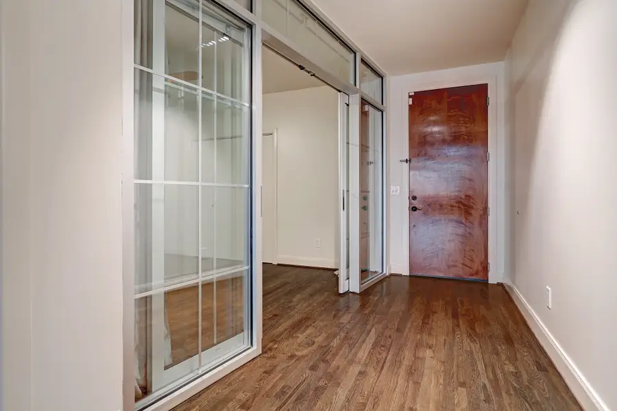 1005 S Shepherd Drive #803, Houston, TX 77019 - #3