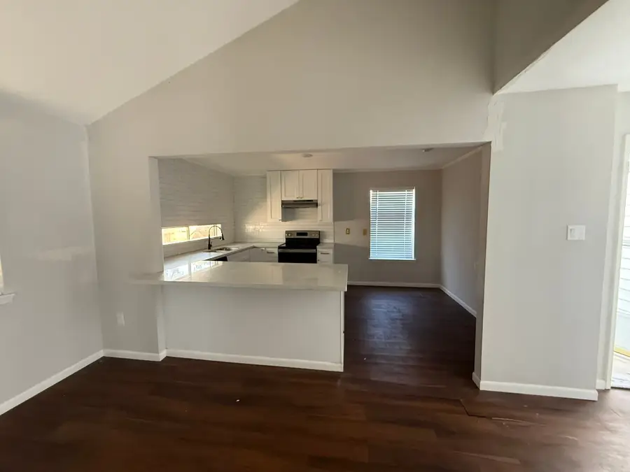 7807 Secretariat Lane, Houston, TX 77071 - Image #3