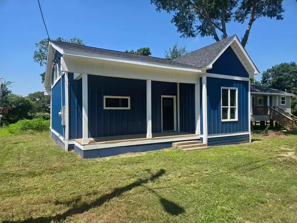 401 W A Street, Eagle Lake, TX 77434