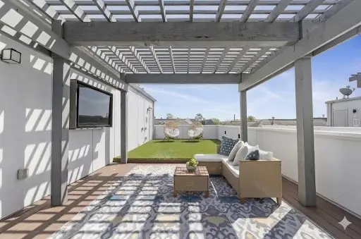 1144 W 17th Street, Houston, TX 77008