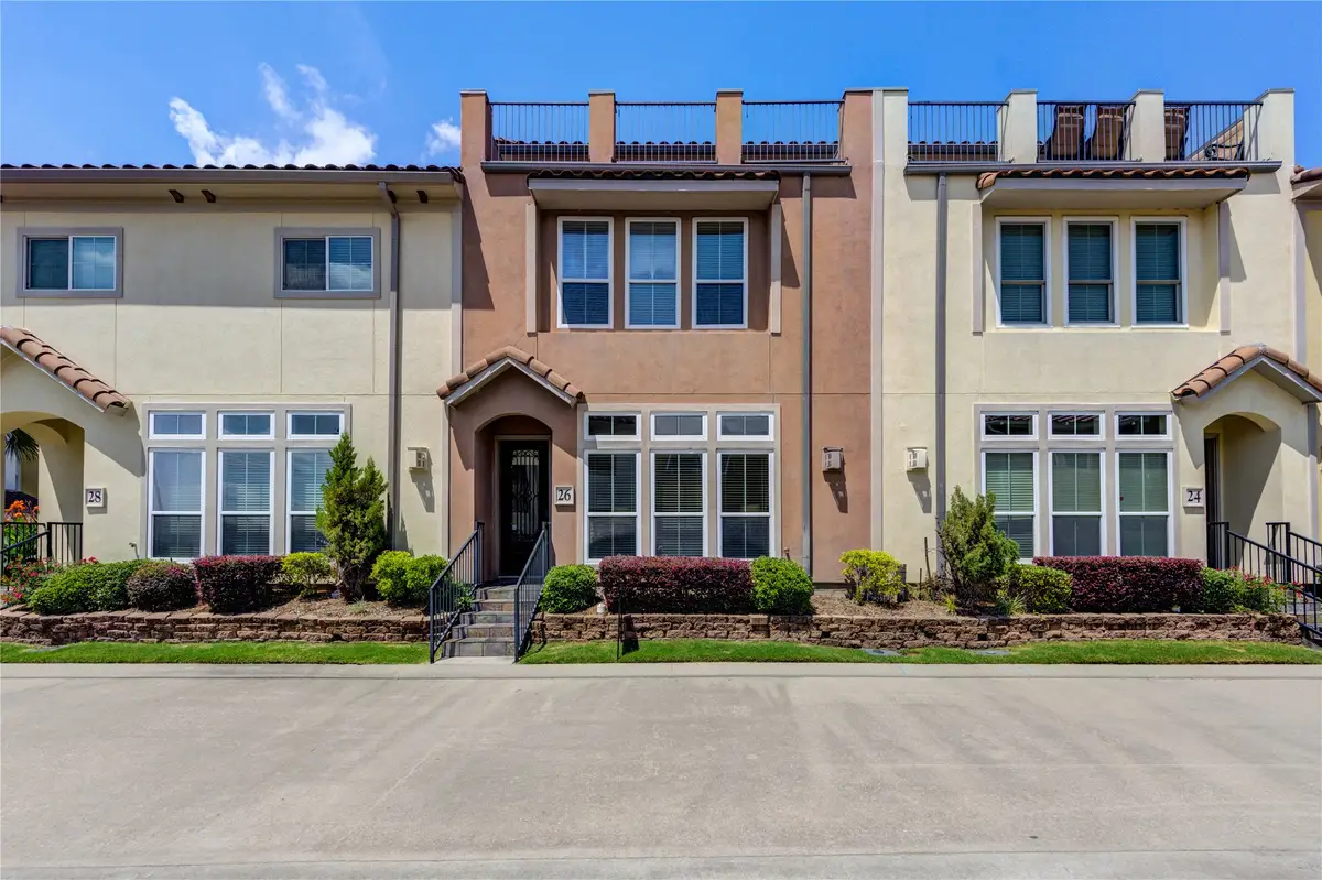 26 W Oaks Drive, Houston, TX 77058 - #1