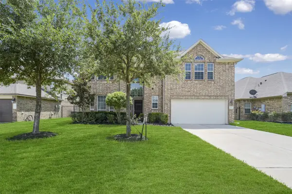 9815 Shimmering Lakes Drive, Rosharon, TX 77583