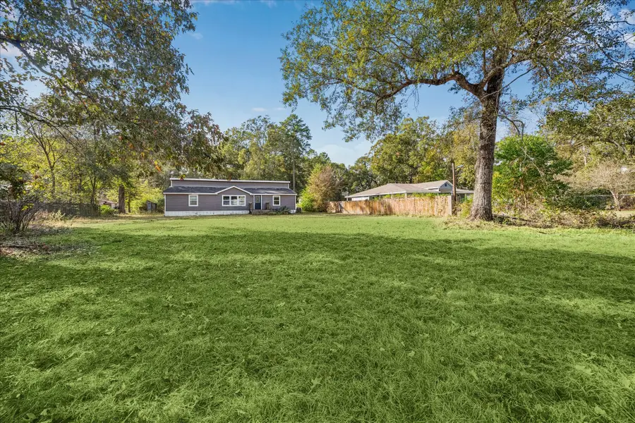17986 Split Oak Circle, New Caney, TX 77357 - Image #2