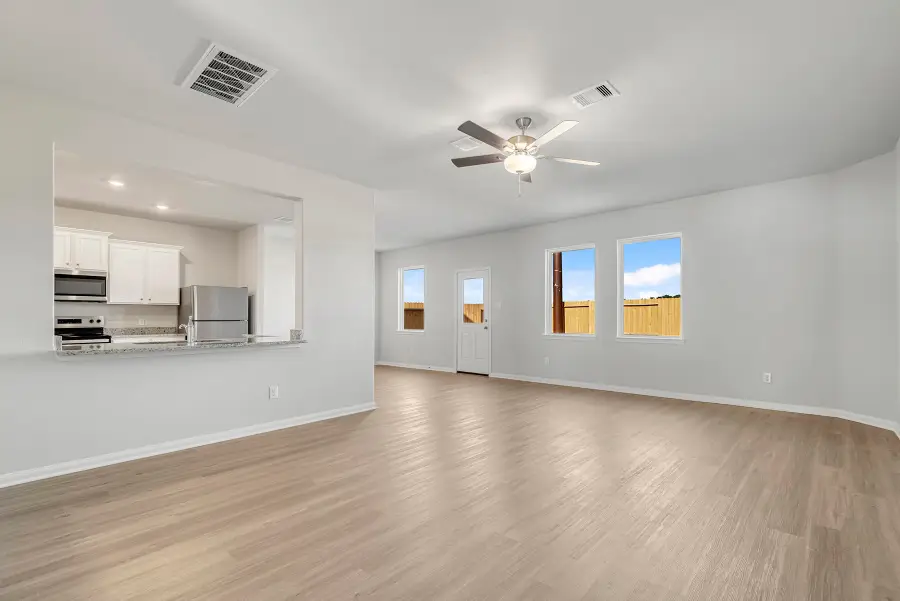 8205 Burnt Orchid Drive, Houston, TX 77016 - #2