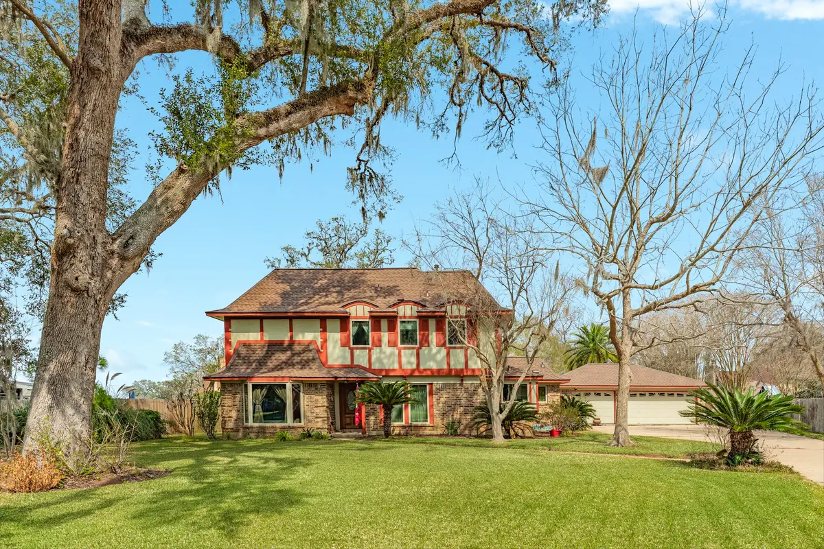 304 Arrowwood Street, Lake Jackson, TX 77566 - #1