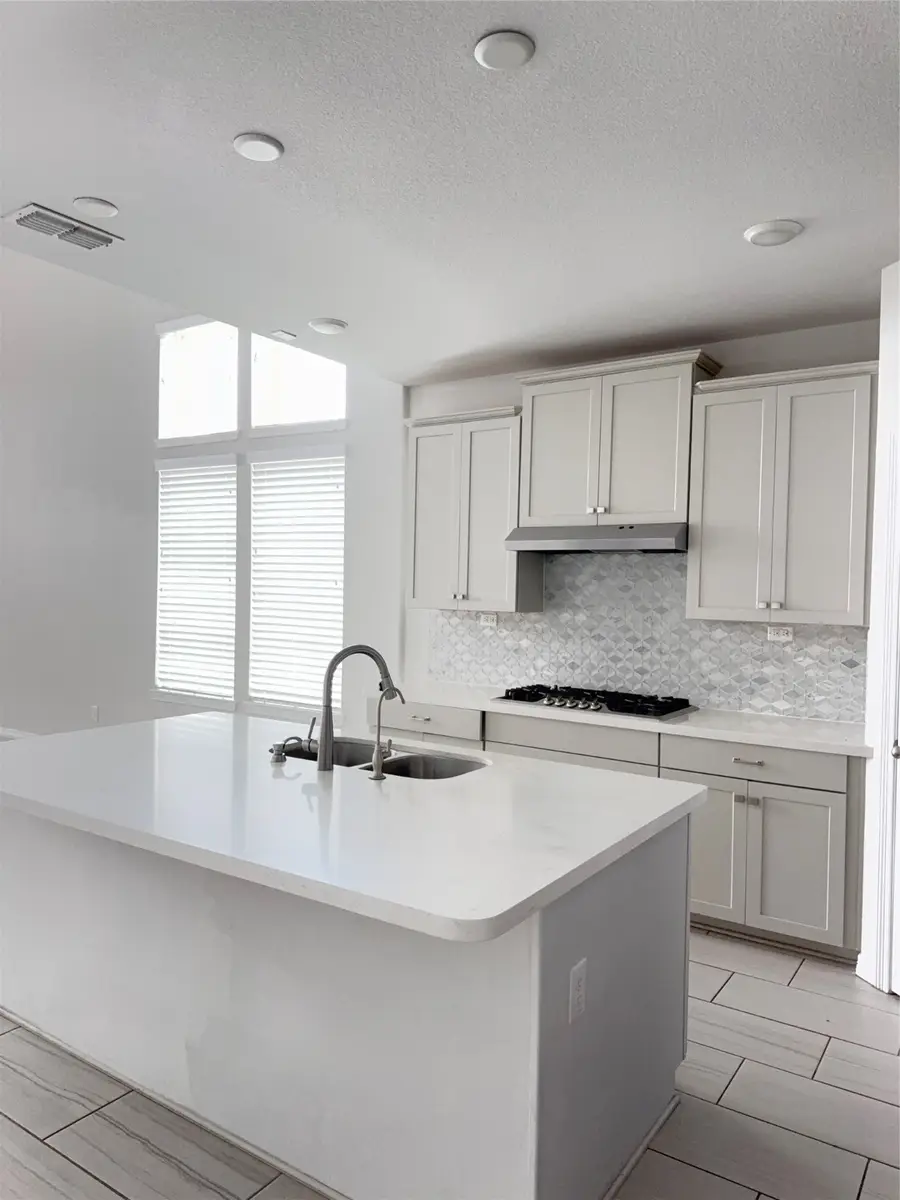 1854 Mamie Springs Court, Richmond, TX 77469 - Image #2