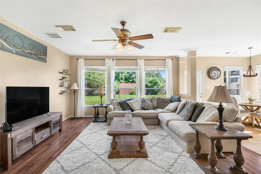 11010 S Auden Circle, Missouri City, TX 77459 - Image #3