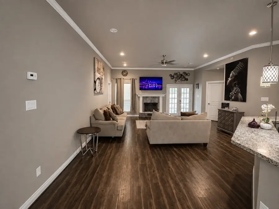 8150 Sharondale Drive, Houston, TX 77033 - #2