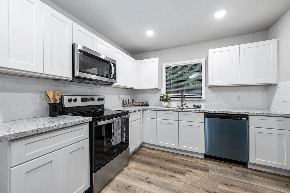 709 E Gulf Street, Baytown, TX 77520 - #1