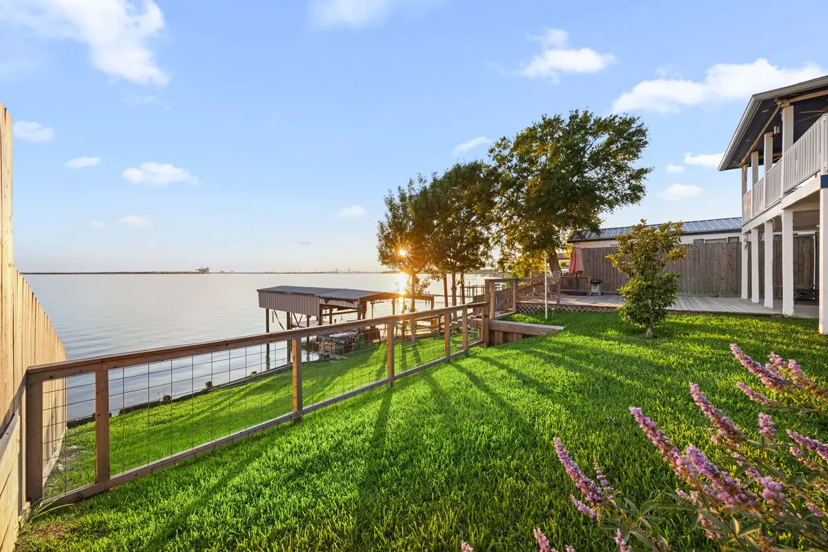 3114 Bay Oaks Harbor Drive, Baytown, TX 77523 - #1