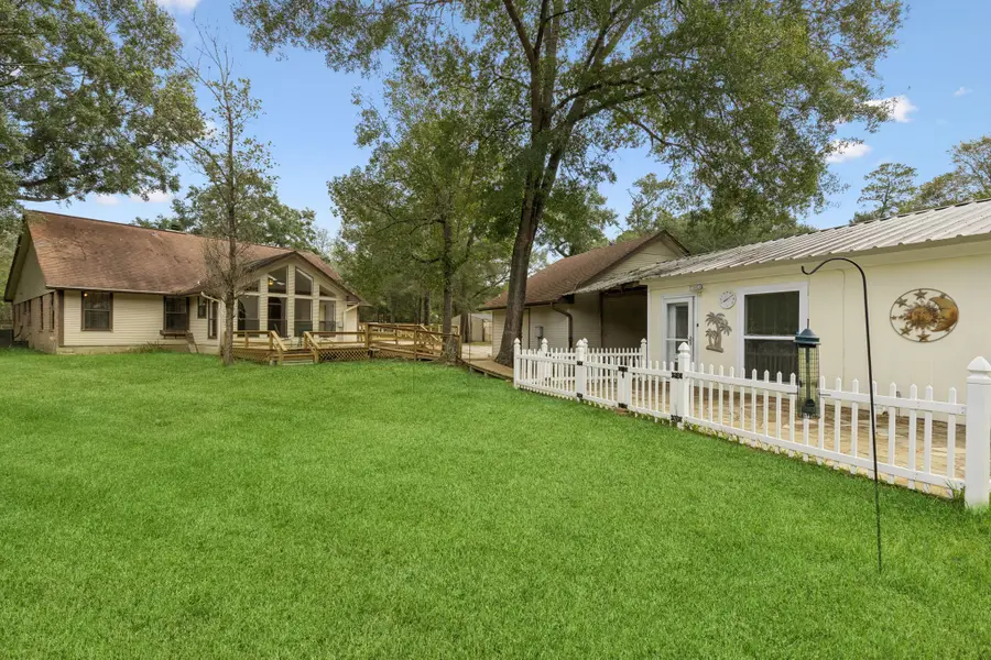 9053 Lantern Creek Court, Conroe, TX 77303 - Image #3