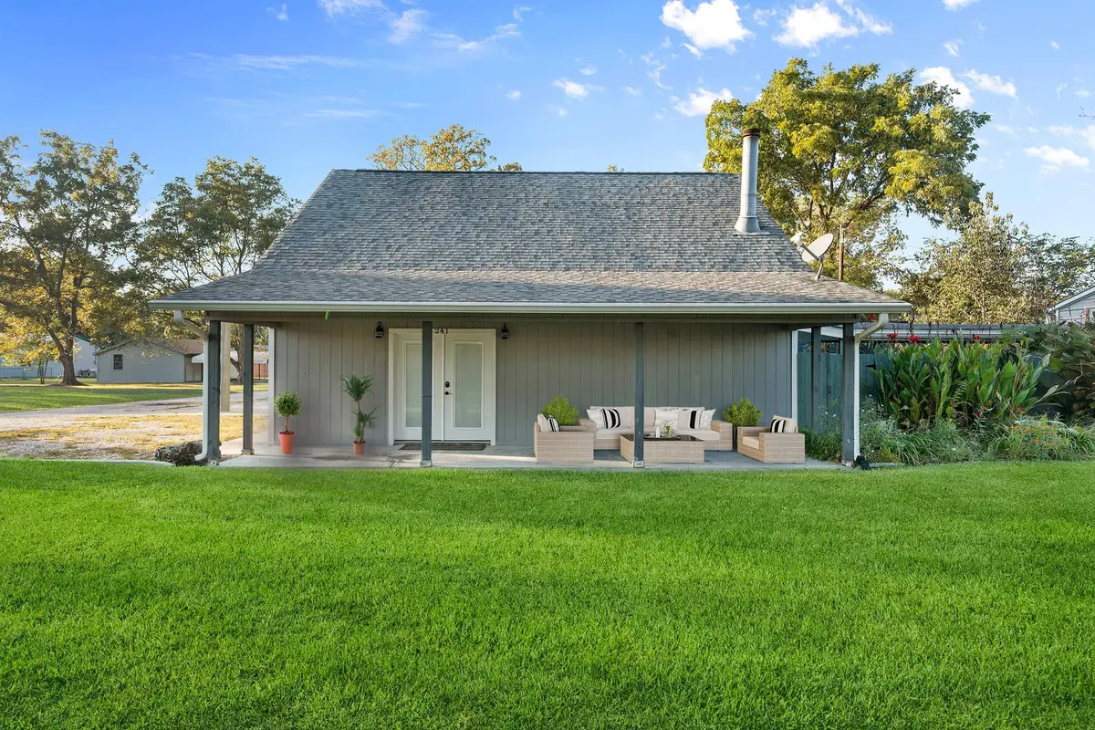 241 Bluff Drive, Livingston, TX 77351 - Image #1