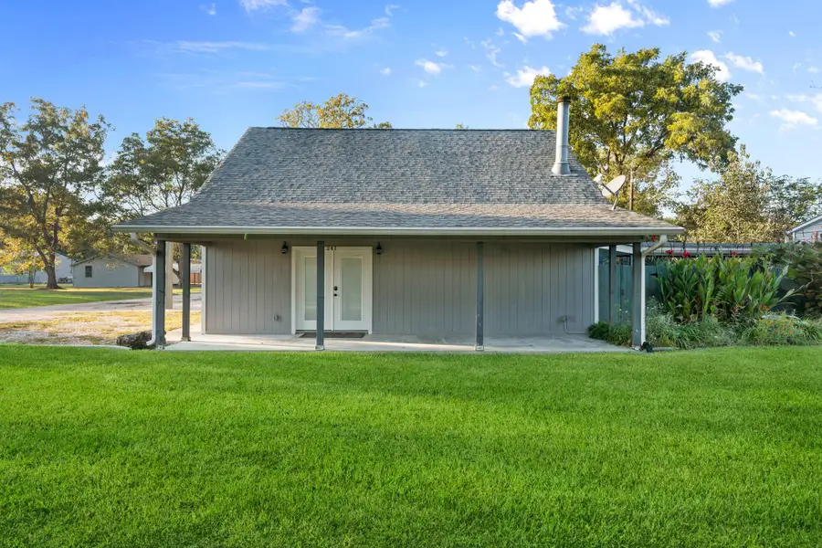 241 Bluff Drive, Livingston, TX 77351 - Image #2