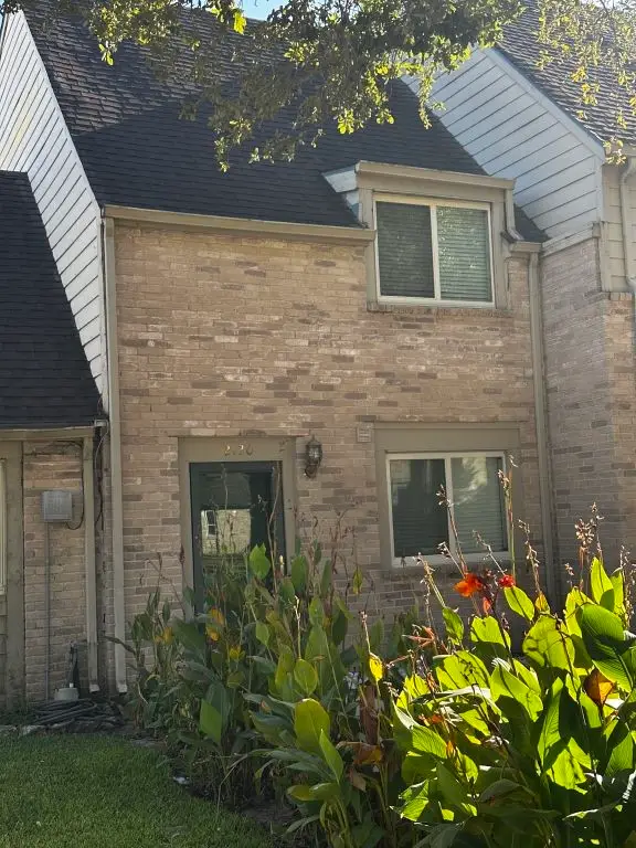 2120 Greenbriar Colony Drive, Houston, TX 77032