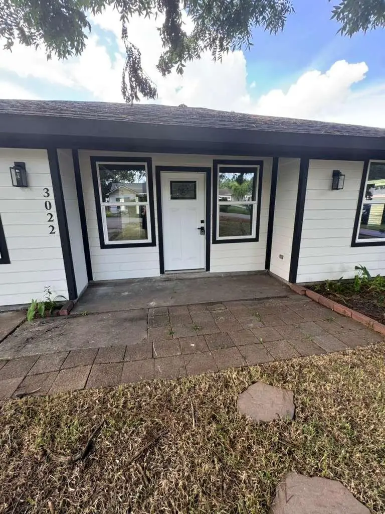 3022 South Drive, Groves, TX 77619 - #2