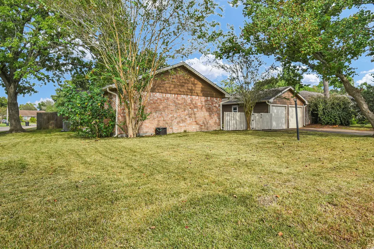 16103 Tibet Road, Friendswood, TX 77546 - #1