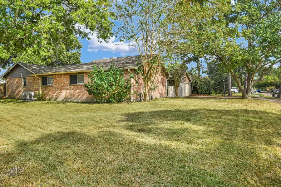 16103 Tibet Road, Friendswood, TX 77546 - #2