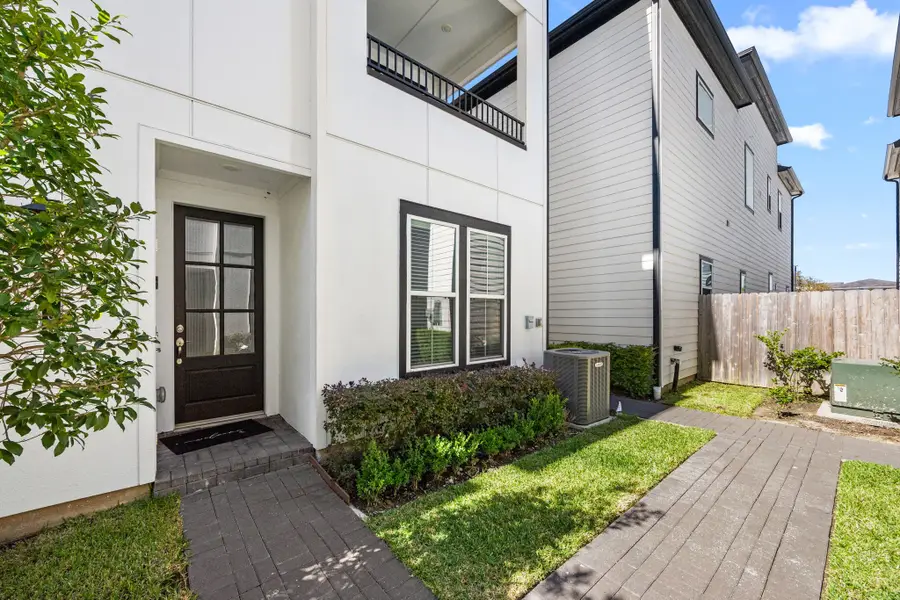 2718 Grand Fountains Drive #G, Houston, TX 77054 - Image #3