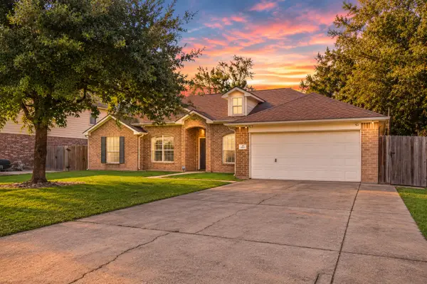 6610 Woodland Oaks, Magnolia, TX 77354