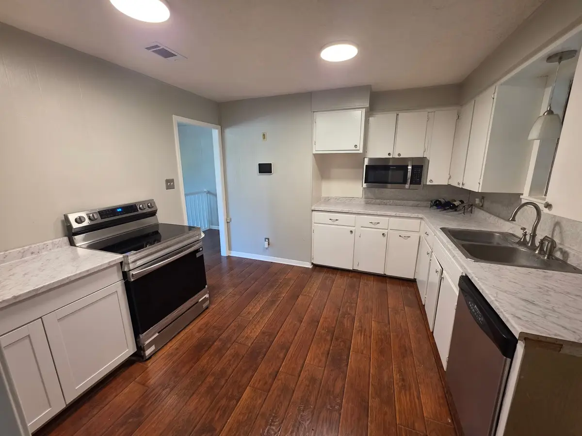 465 N Horton Street, La Grange, TX 78945 - #1