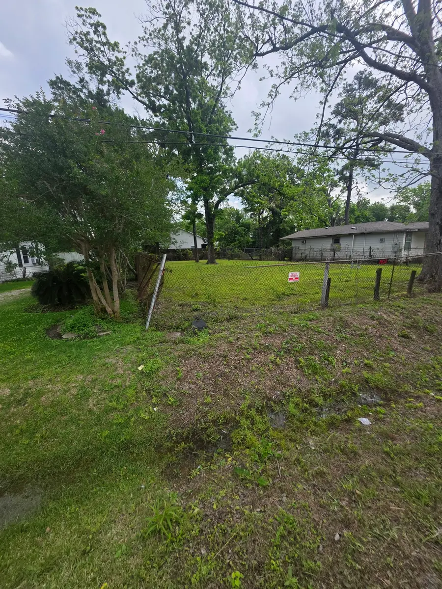 7612 Shotwell Street, Houston, TX 77016 - #2