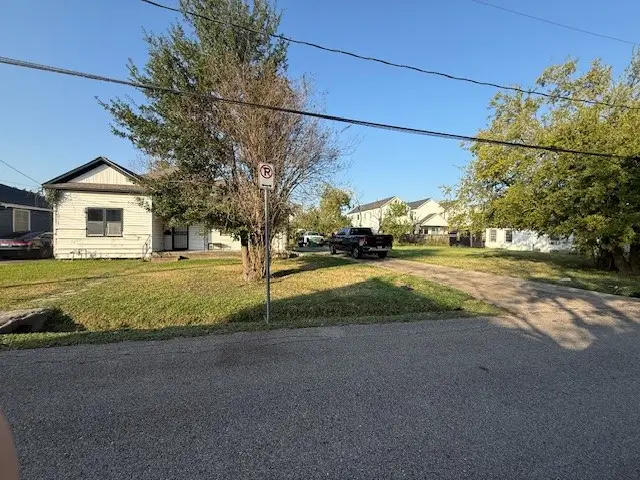 713 E 37th Street, Houston, TX 77022 - Image #1