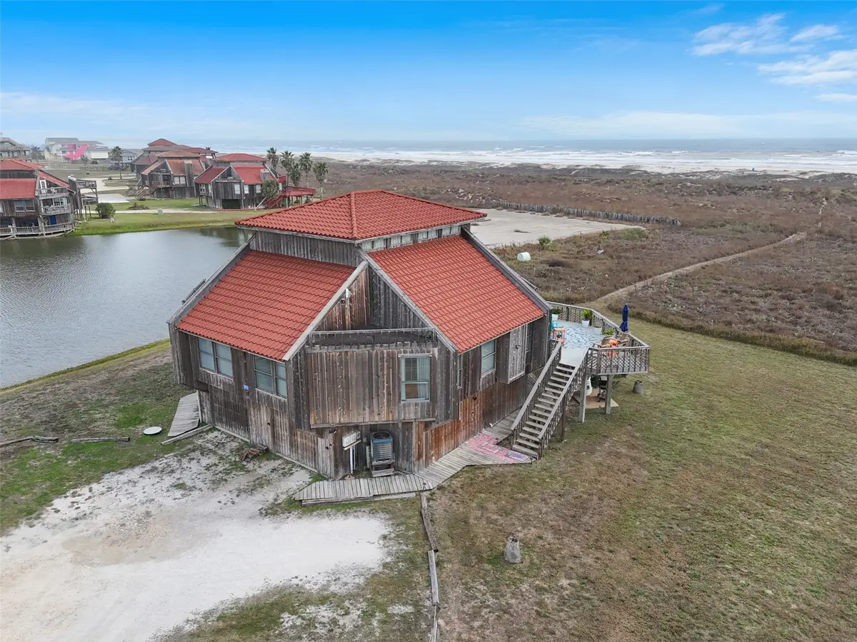 189 Private Road 638 #42, Matagorda, TX 77457 - Image #1