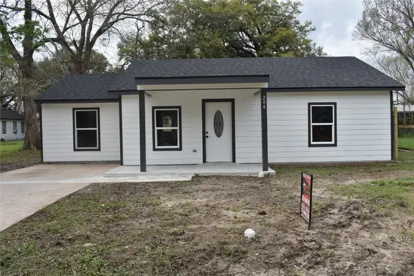 204 Texas, Daisetta, TX 77533
