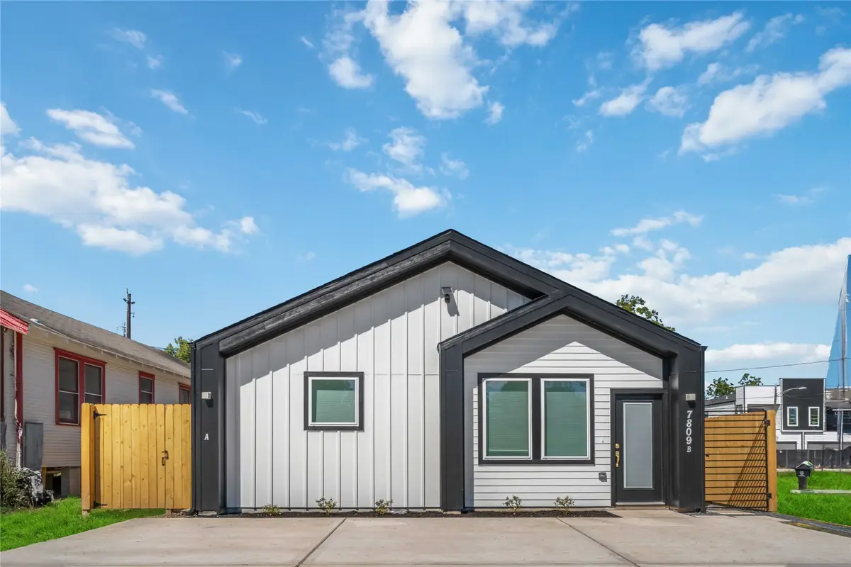 7809 Queen Street #A/B, Houston, TX 77028 - #1