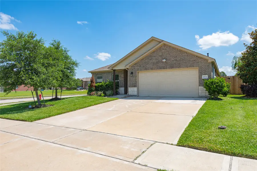 2832 Cross Colony Drive, Dickinson, TX 77539 - #3