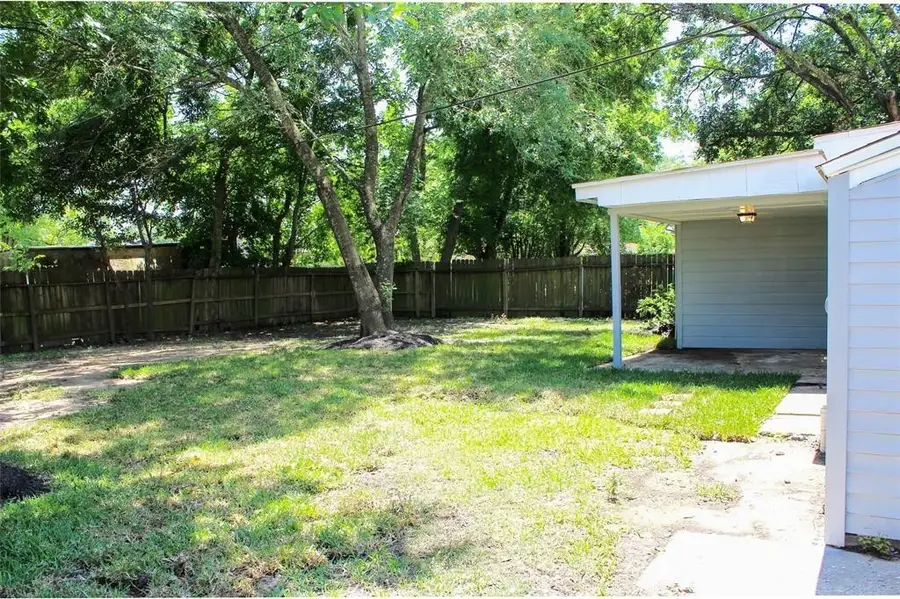 1604 Florida Street, Baytown, TX 77520 - Image #3