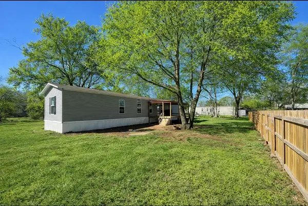 230 Washington Avenue, Alto, TX 75925