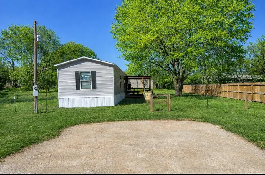 230 Washington Avenue, Alto, TX 75925 - #2