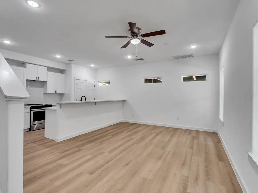 8411 Mahalia Unit A/b Drive, Houston, TX 77088 - #3
