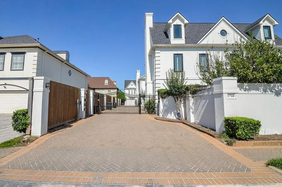 1718 Nantucket Drive #C, Houston, TX 77057 - #2
