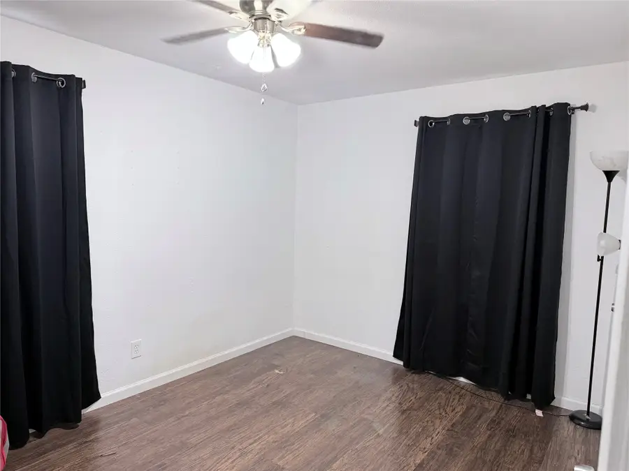 1720 17th Avenue N, Texas City, TX 77590 - Image #2