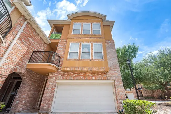 24 Versante Court, Houston, TX 77070