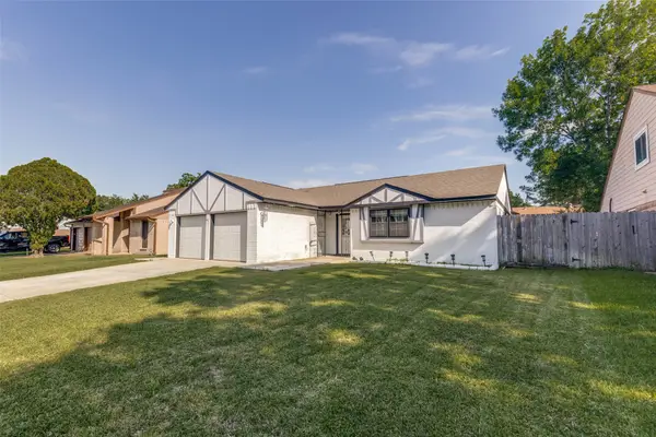 1127 Gentle Bend Drive, Missouri City, TX 77489