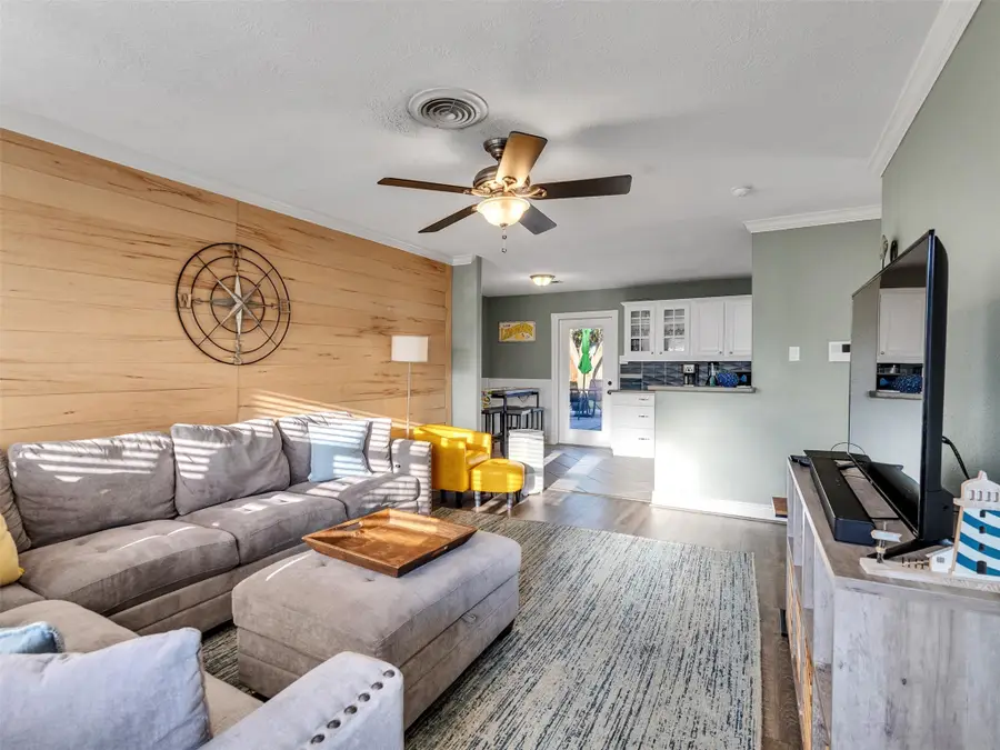 2606 Pine Street, Galveston, TX 77551 - Image #3