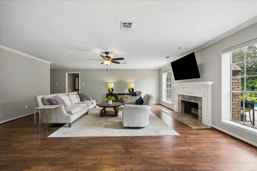 47 Sterling Street, Sugar Land, TX 77479 - #2