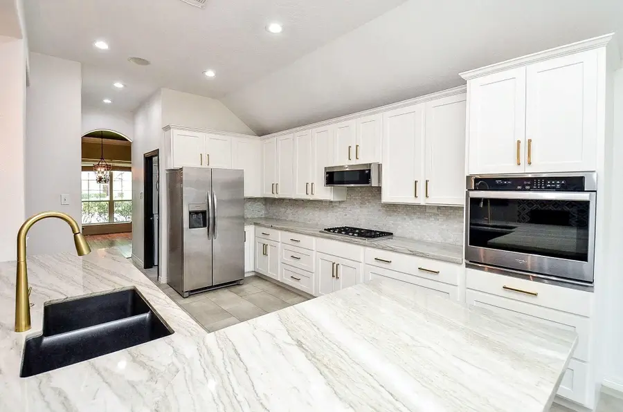 11301 Misty Morning Street, Pearland, TX 77584 - #2