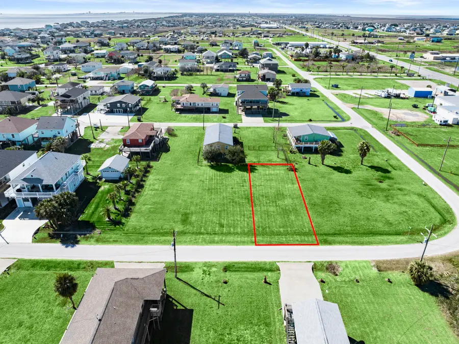 979 Wommack, Crystal Beach, TX 77650 - #3