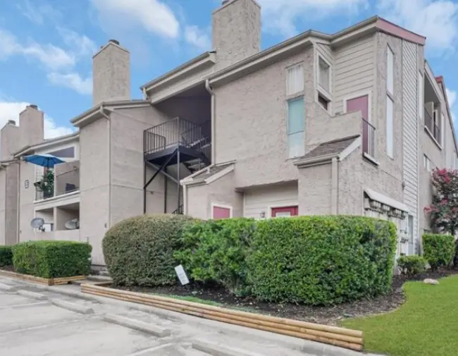 10855 Meadowglen Lane #1101, Houston, TX 77042 - Image #2