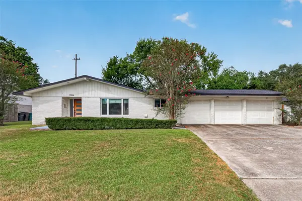 9906 Cliffwood Drive, Houston, TX 77096