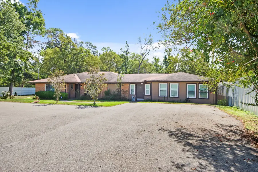 5302 Treaschwig Road, Spring, TX 77373 - Image #3