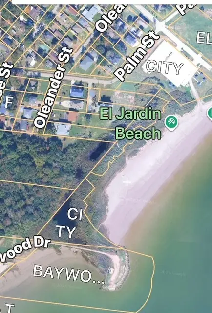 616 Pine Circle, Seabrook, TX 77586 - #2