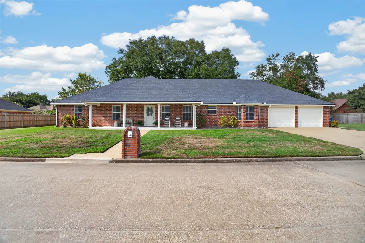 1307 Mary Lee Lane, Crockett, TX 75835 - #1