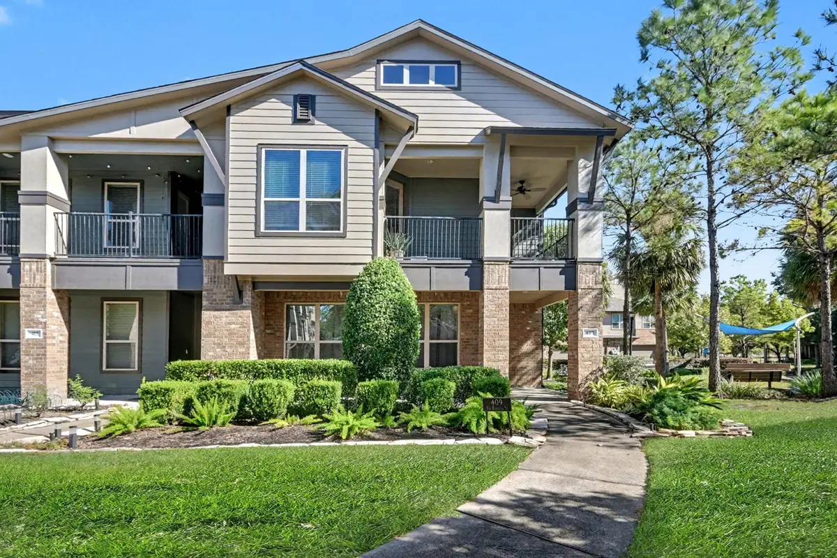 409 Via Regatta Drive, Webster, TX 77598 - Image #1