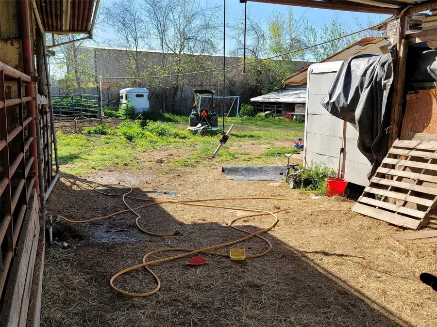 205 W Harris Avenue, Pasadena, TX 77506 - Image #3