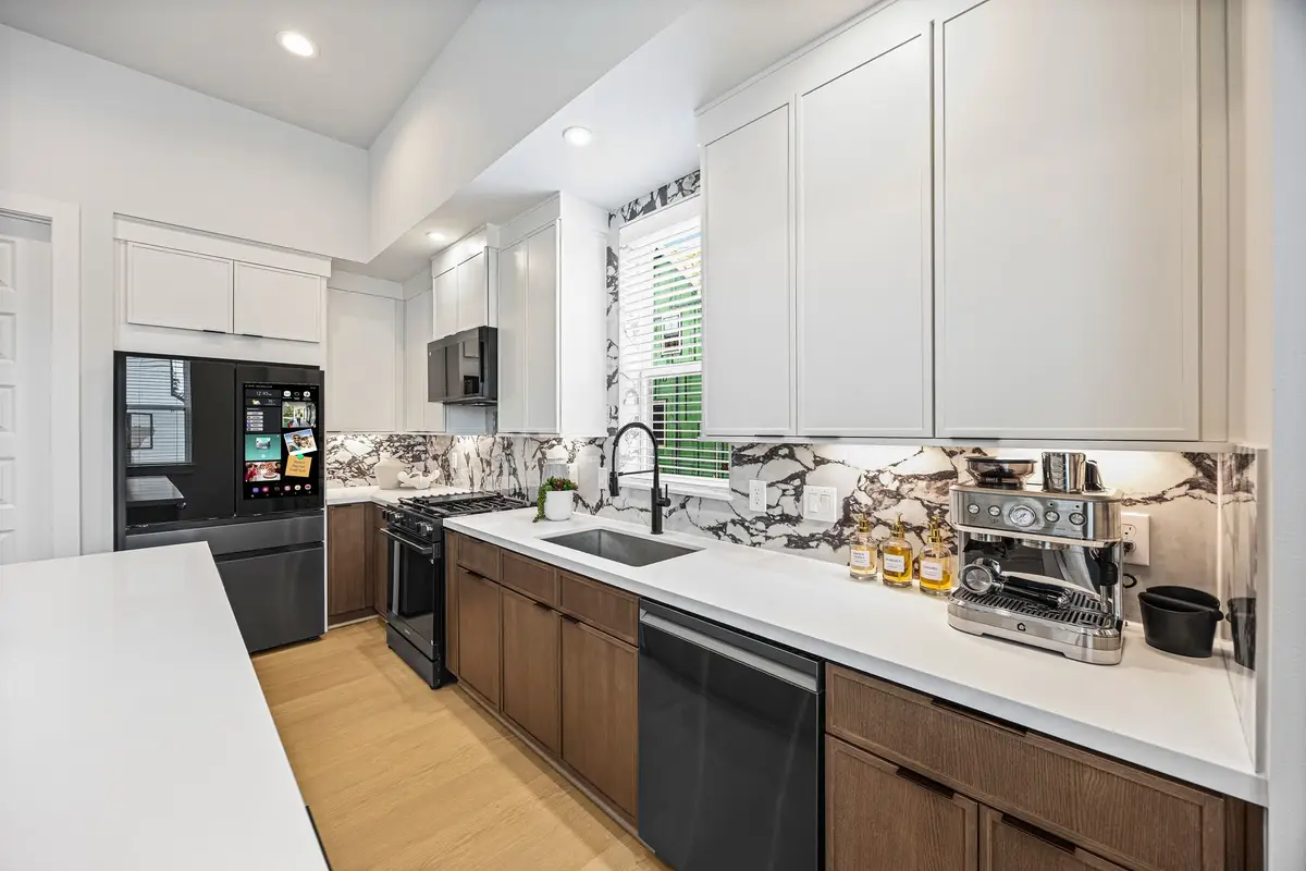 521 Hillwood Heights Drive, Houston, TX 77091 - #1